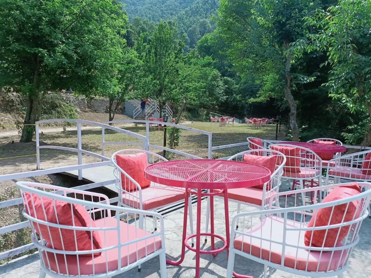 Aaroham Resort, 심라 외부 사진